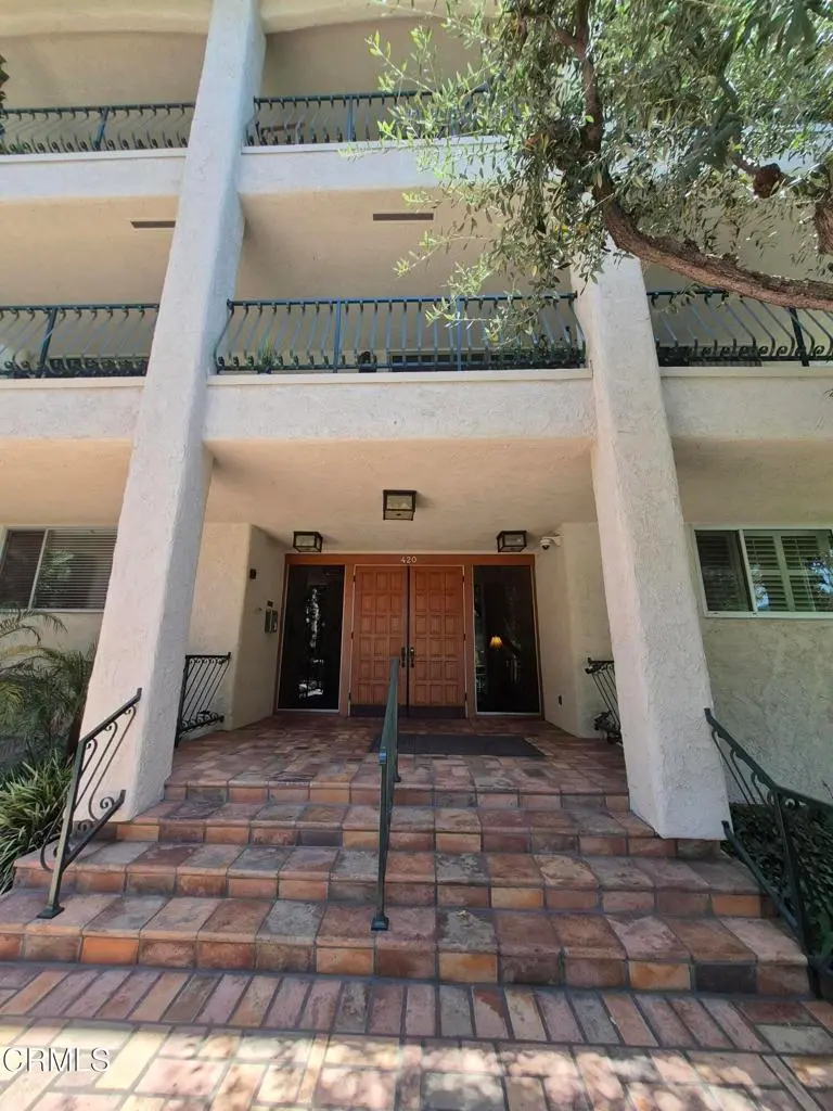 420 S Madison Avenue 204, Pasadena, CA — listing photo 1