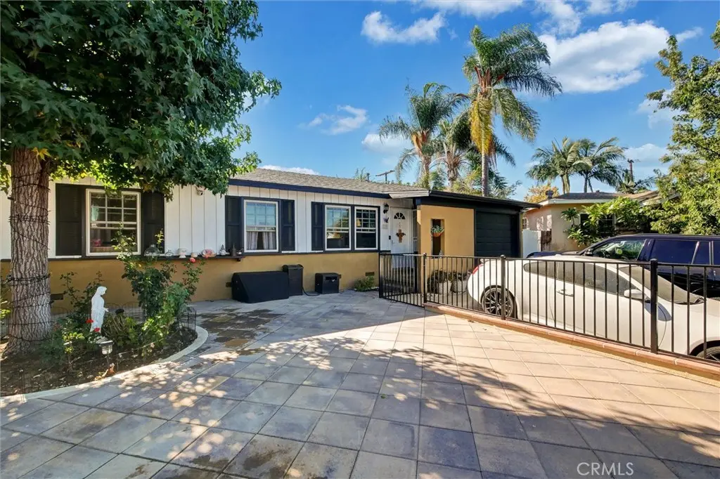 Single Family Residence for sale at 227 Oak Place, Brea, CA featuring 3 beds and 2 baths