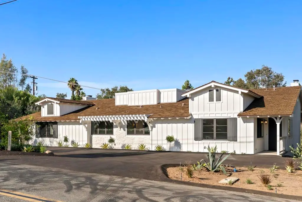 16735 La Gracia B, Rancho Santa Fe, CA — listing photo 1