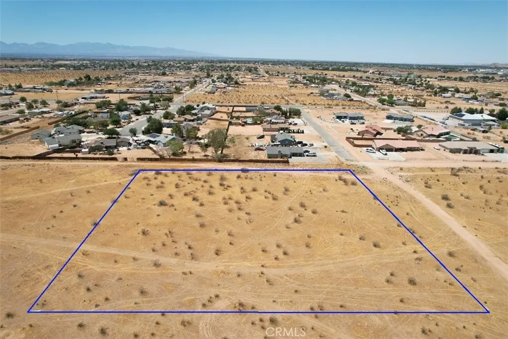 29 Little Beaver, Apple Valley, CA — listing photo 1