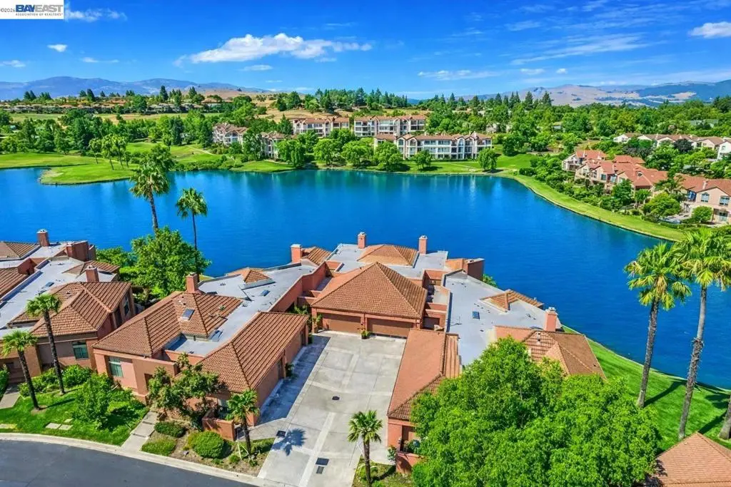 Townhouse for sale at 4063 W Lakeshore Dr, San Ramon, CA featuring 2 beds and 3 baths