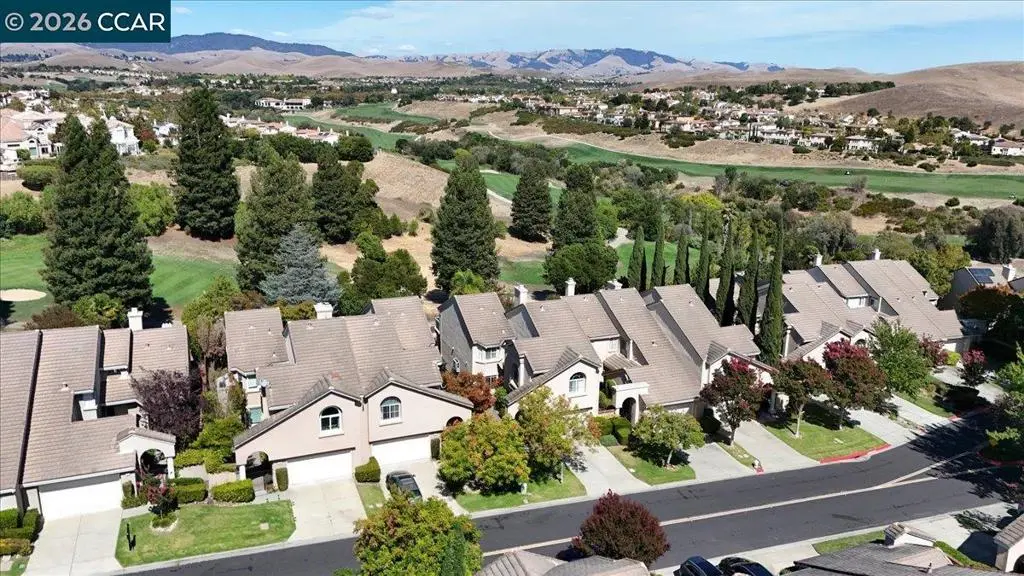 Townhouse for sale at 1324 Canyon Side Ave, San Ramon, CA featuring 4 beds and 3 baths