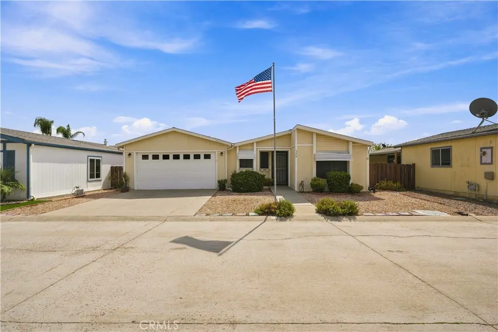 Manufactured In Park for sale at 27250 Murrieta 379, Menifee, CA featuring 2 beds and 2 baths