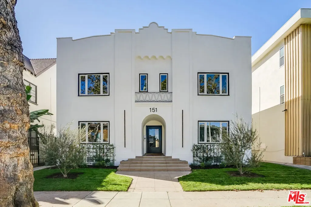 Residential Lease for rent at 151 N Swall Drive 1, Beverly Hills, Los Angeles County, CA featuring 1 bed and 1 bath