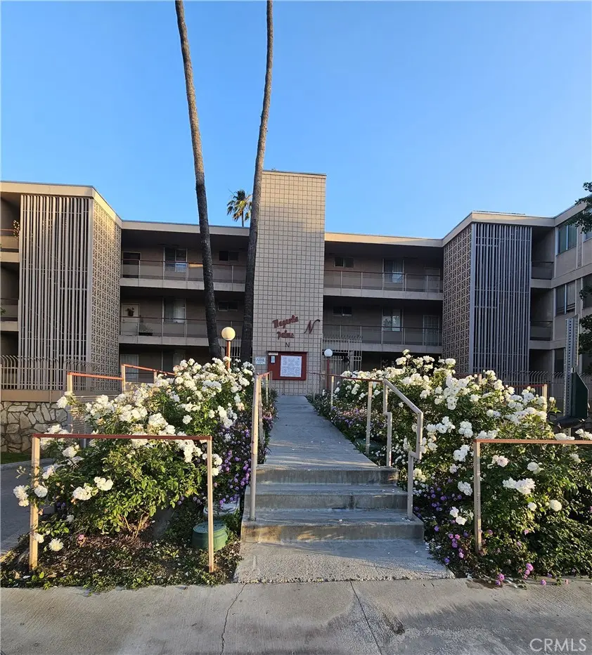 Residential Lease for rent at 6979 Palm N141, Riverside, Riverside County, CA featuring 2 beds and 1 bath