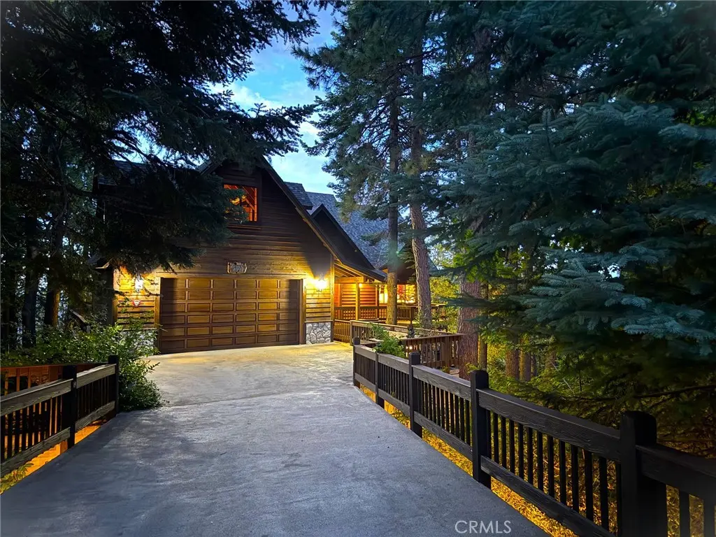 285 N Fairway, Lake Arrowhead, CA — listing photo 1