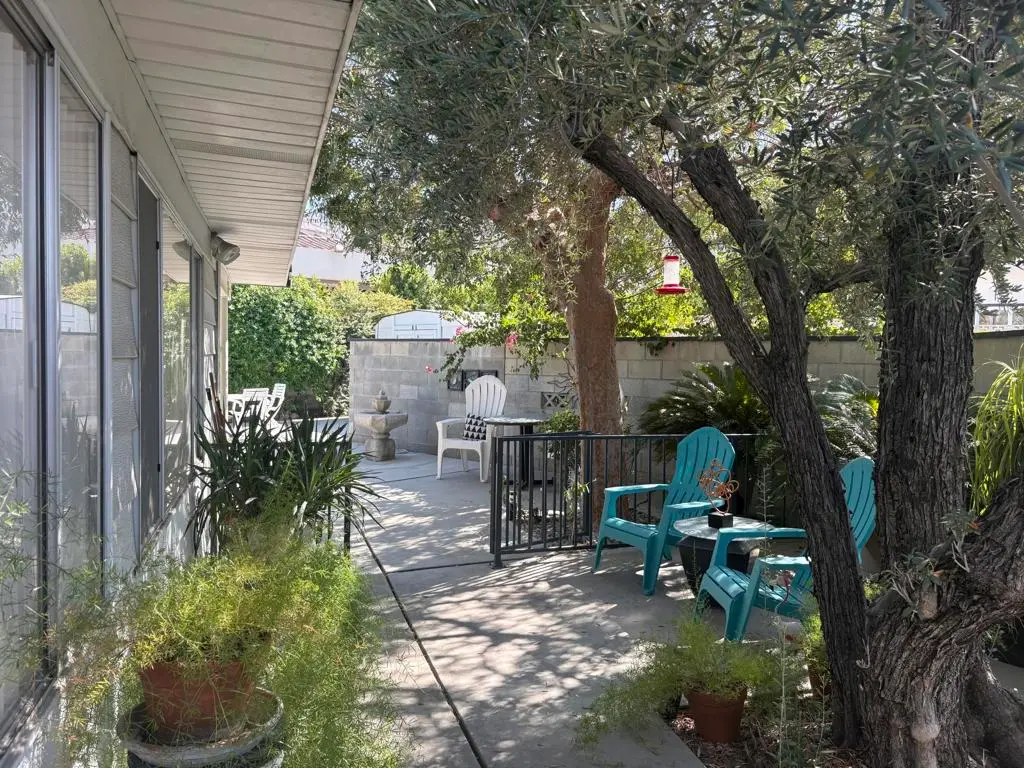 Manufactured In Park for sale at 70260 Highway 111 139, Rancho Mirage, CA featuring 1 bed and 1 bath