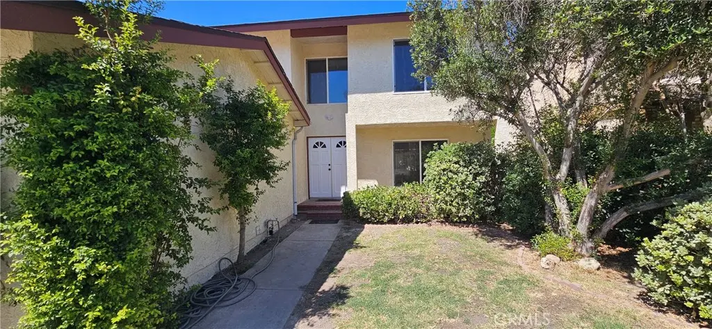 Single Family Residence for rent at 10139 Hanna, Los Angeles, CA featuring 4 beds and 3 baths