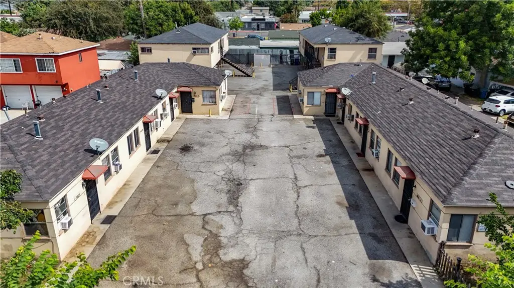 Apartment for sale at 3823 Walnut, Cudahy, CA