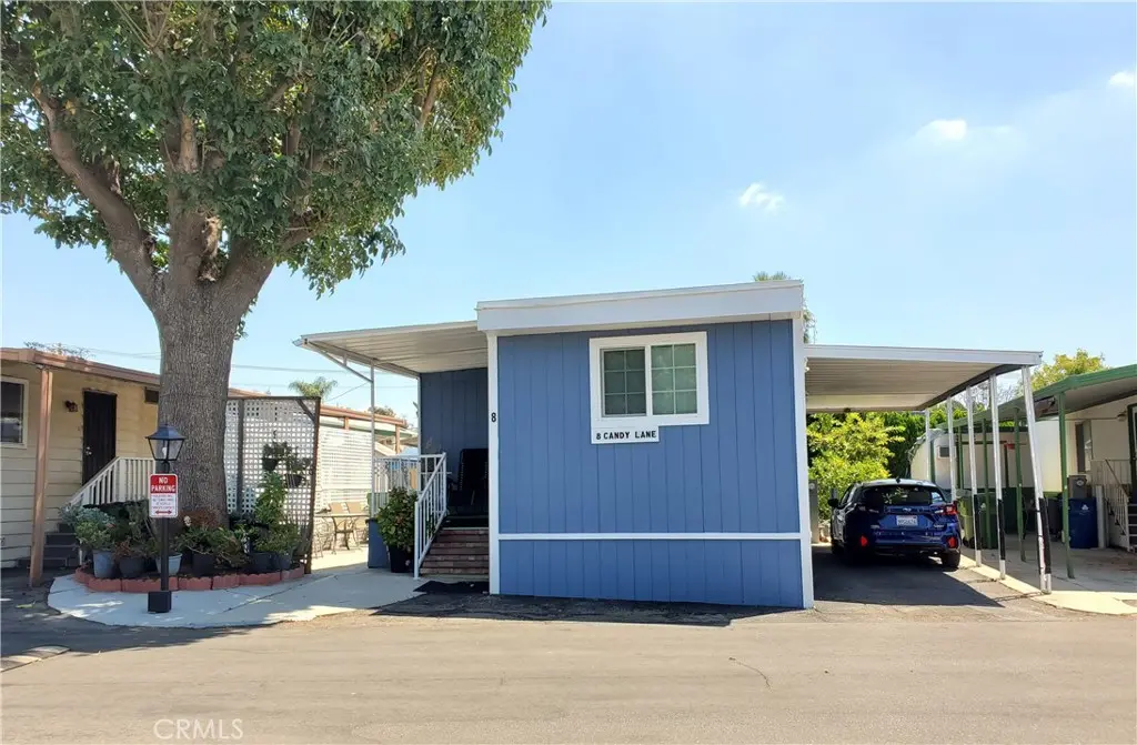 8 Candy Lane, San Fernando, CA — listing photo 1