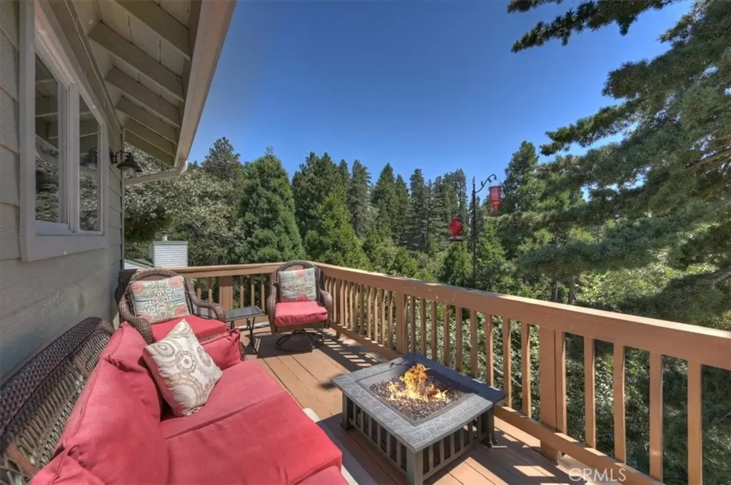 31095 Old City Creek Rd, Running Springs, CA — listing photo 1