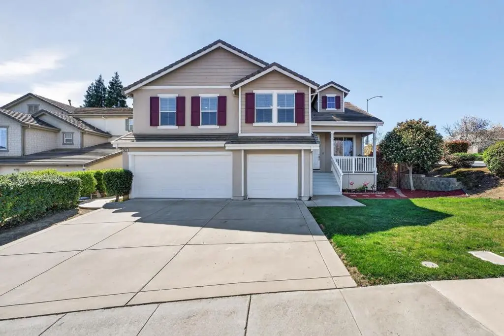 Single Family Residence for sale at 2498 Turnberry Court, Brentwood, CA featuring 5 beds and 4 baths