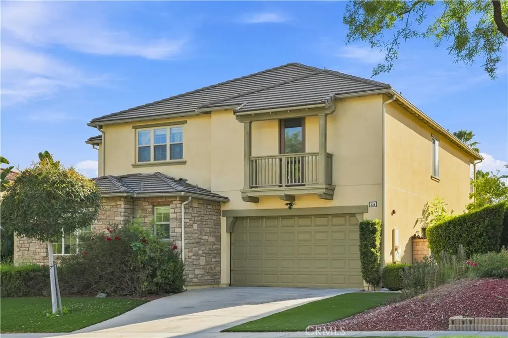 858 E Manresa, Azusa, CA — listing photo 1