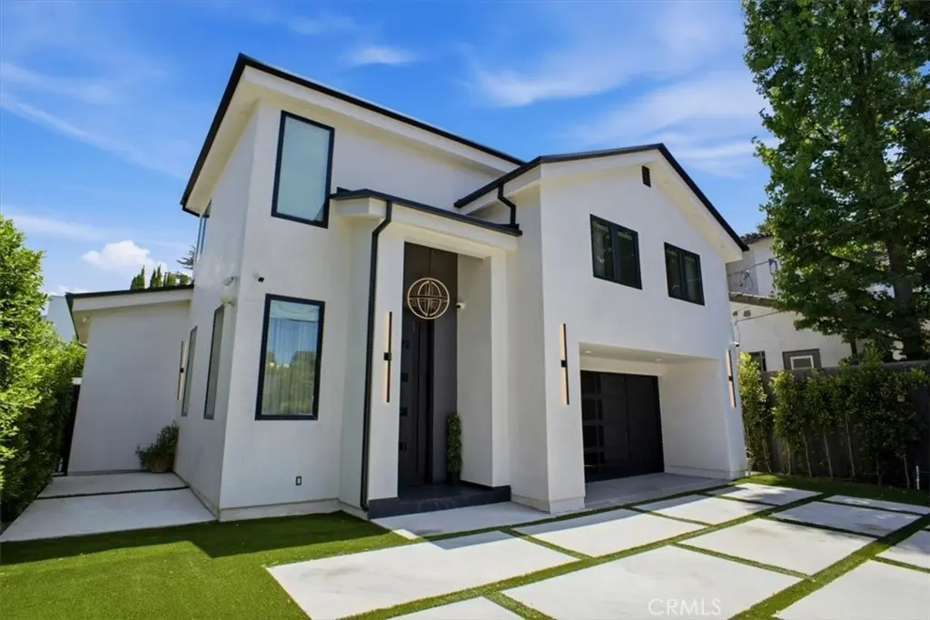4342 Noble Avenue, Sherman Oaks, CA — listing photo 1