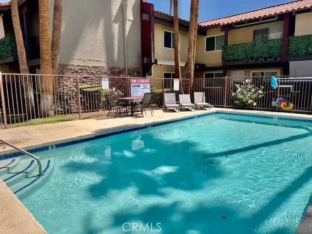 Townhouse for rent at 51020 Eisenhower 27, La Quinta, CA featuring 3 beds and 2 baths