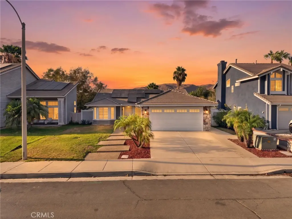 Single Family Residence for sale at 13226 Hitching Rail, Corona, CA featuring 3 beds and 2 baths