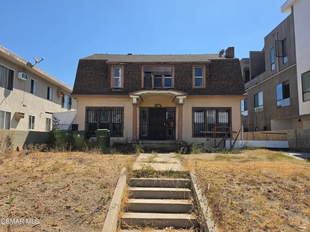 Single Family Residence for sale at 650 N Normandie Avenue, Los Angeles, CA featuring 4 beds and 1 bath