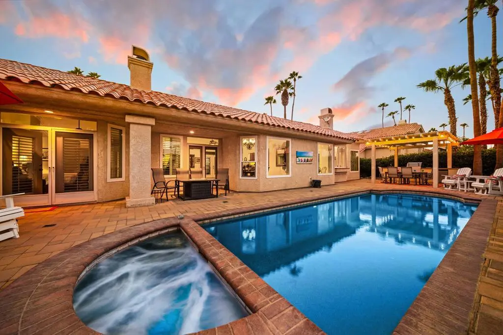 Single Family Residence for rent at 370 Cypress Point Drive, Palm Desert, CA featuring 4 beds and 4 baths
