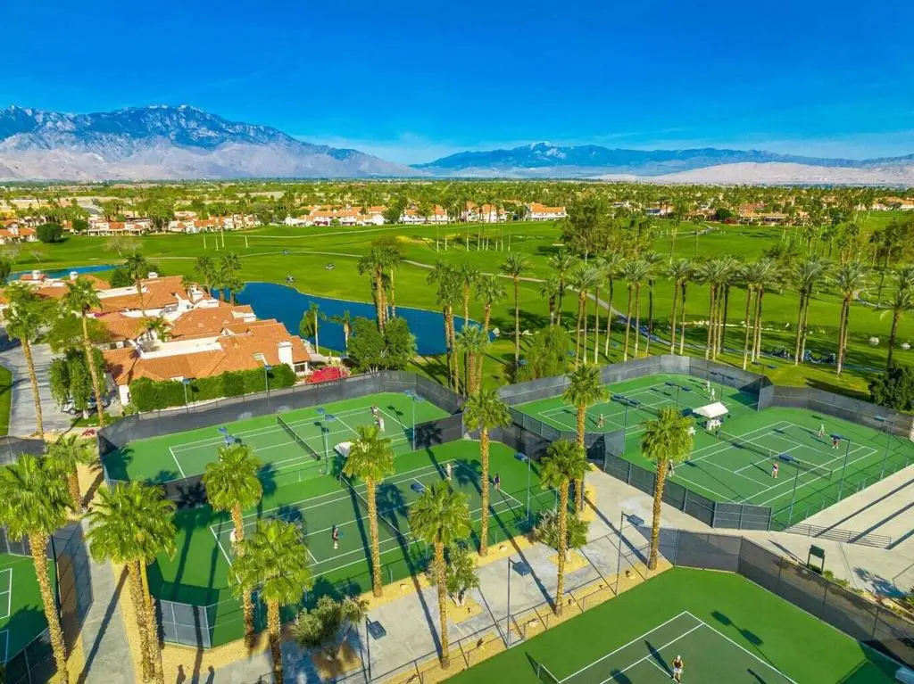 Residential Lease for rent at 326 Vista Royale Drive, Palm Desert, Riverside County, CA featuring 3 beds and 3 baths