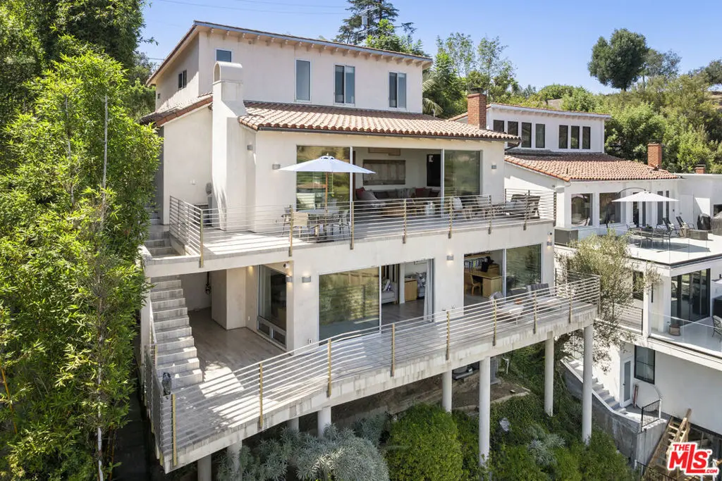Single Family Residence for sale at 1364 Angelo Drive, Los Angeles, CA featuring 2 beds and 3 baths