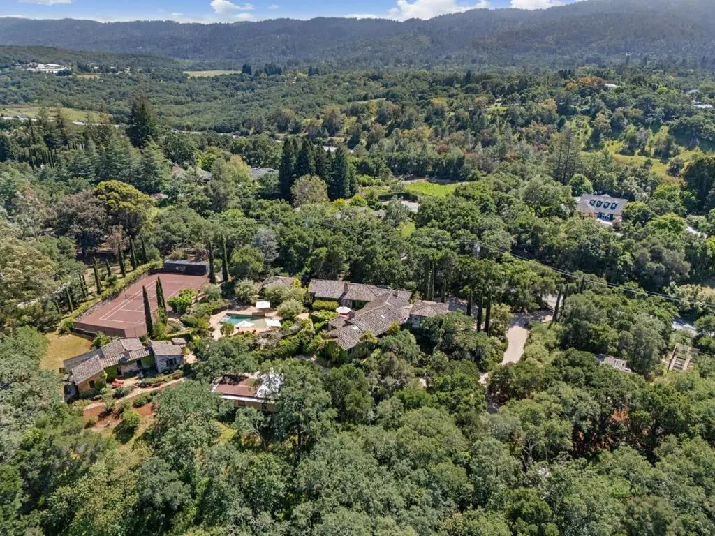 600 Moore Road, Woodside, CA — listing photo 1
