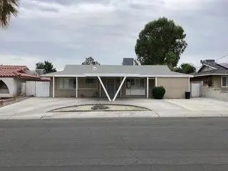 Residential Lease for rent at 42300 Wisconsin Avenue, Palm Desert, Riverside County, CA featuring 4 beds and 3 baths