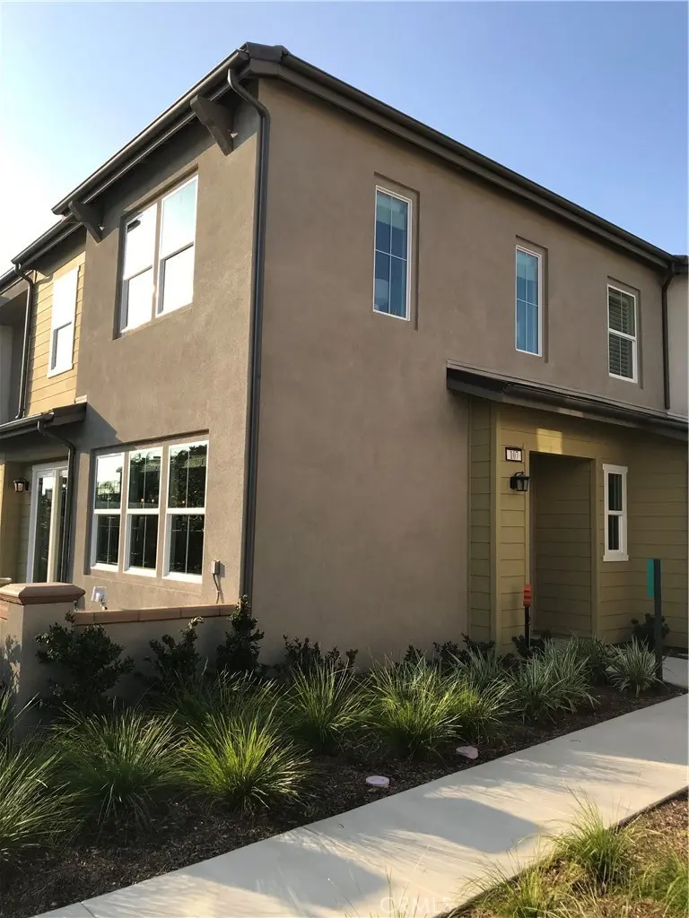 275 W Via Presido 107, Ontario, CA — listing photo 1