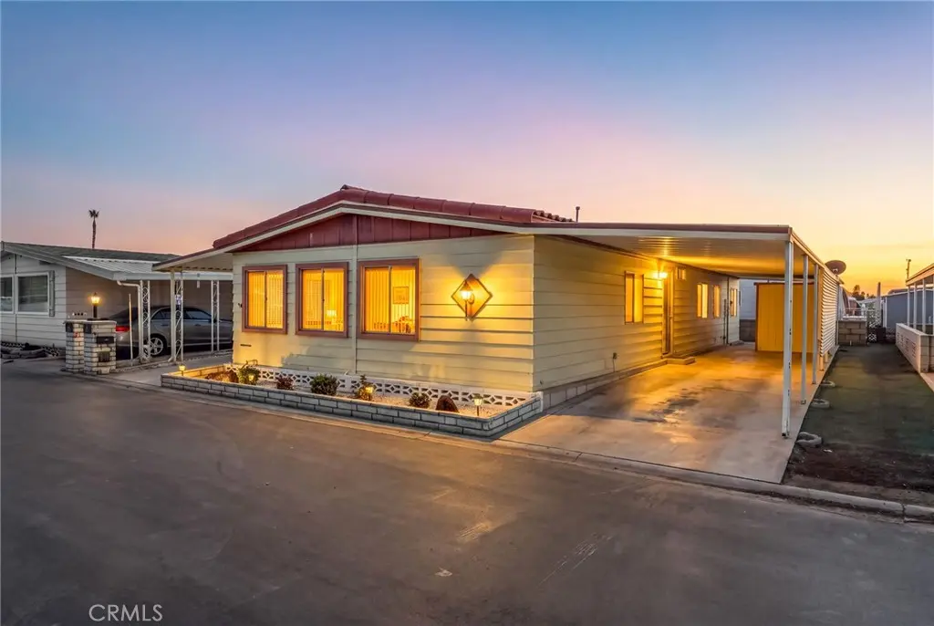 Manufactured In Park for sale at 601 N Kirby 291, Hemet, CA featuring 2 beds and 2 baths