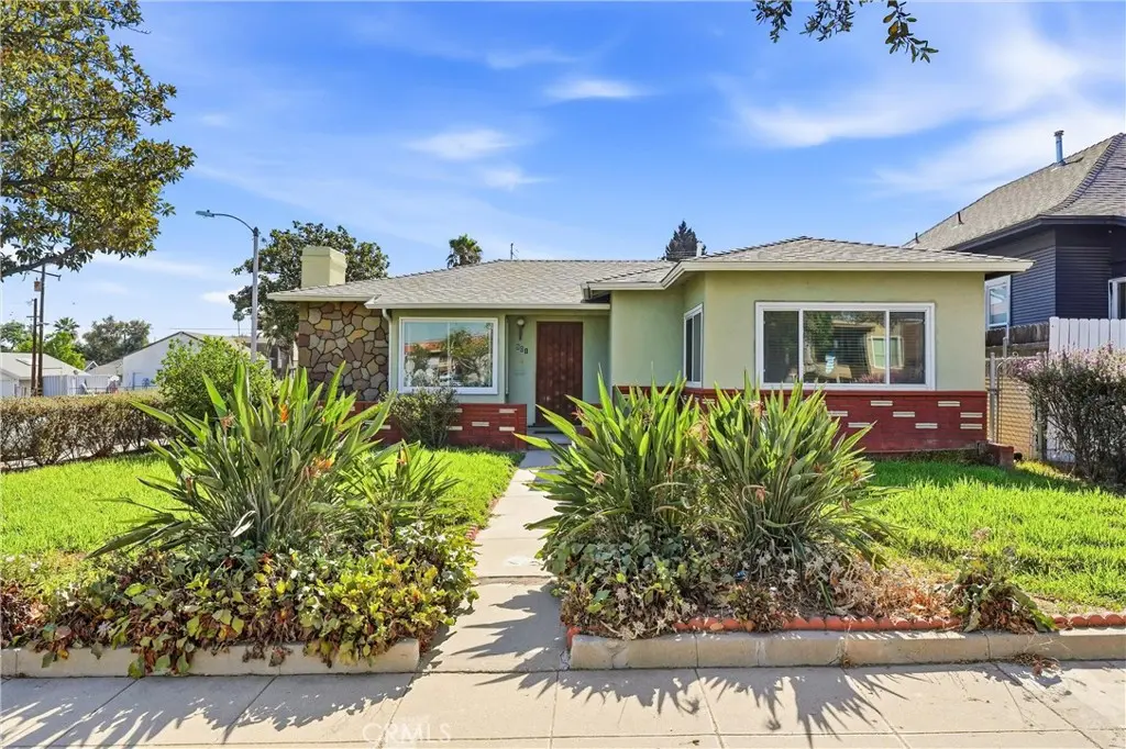 Mixed Use for sale at 501 S Victoria, Corona, CA featuring 3 beds and 1 bath