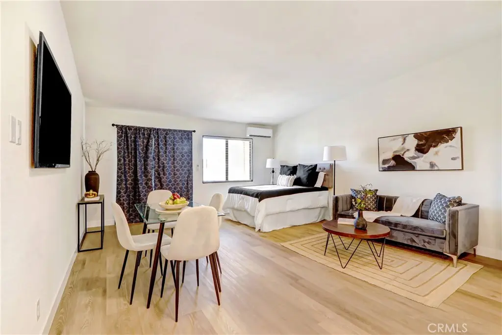 1706 Sessums Drive 11, Redlands, CA — listing photo 1