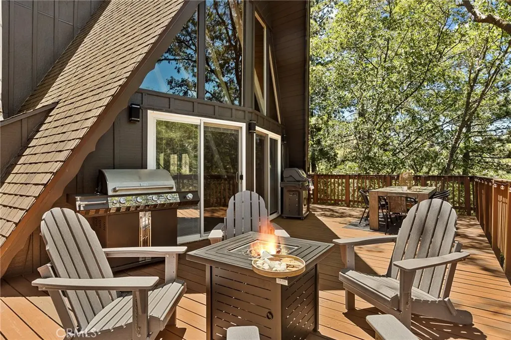1296 Calgary Drive, Lake Arrowhead, CA — listing photo 1