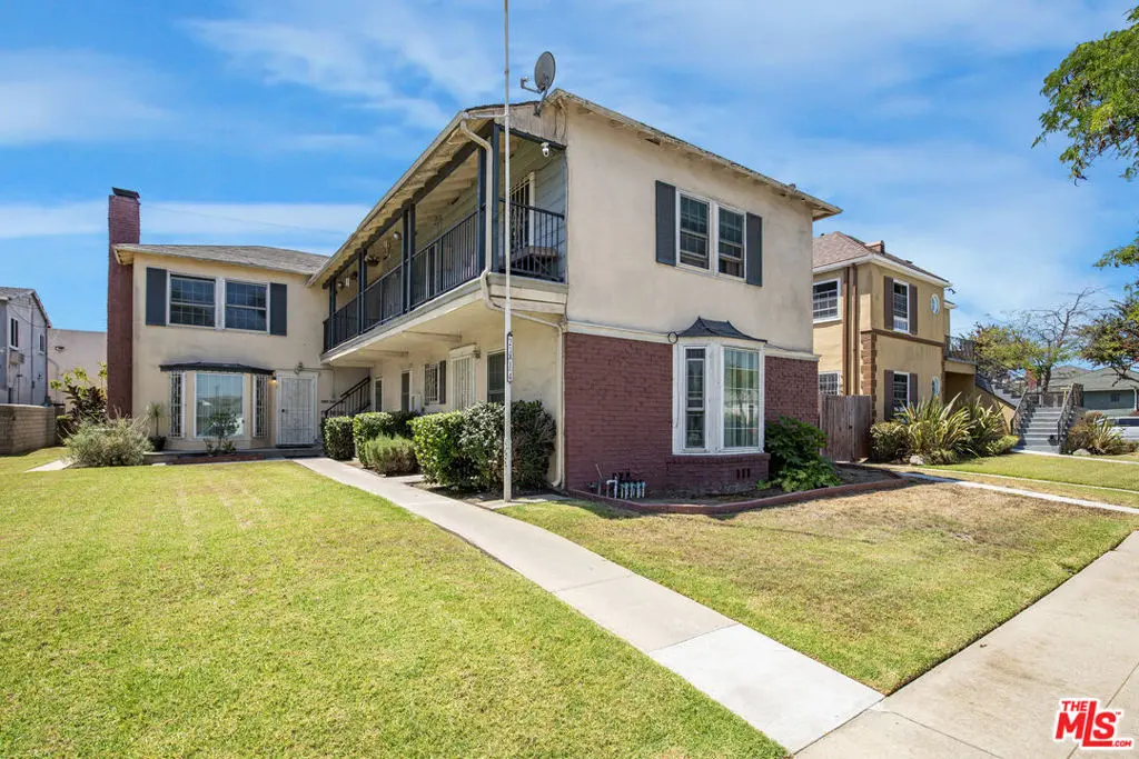 2414 W 85th Street, Inglewood, CA — listing photo 1