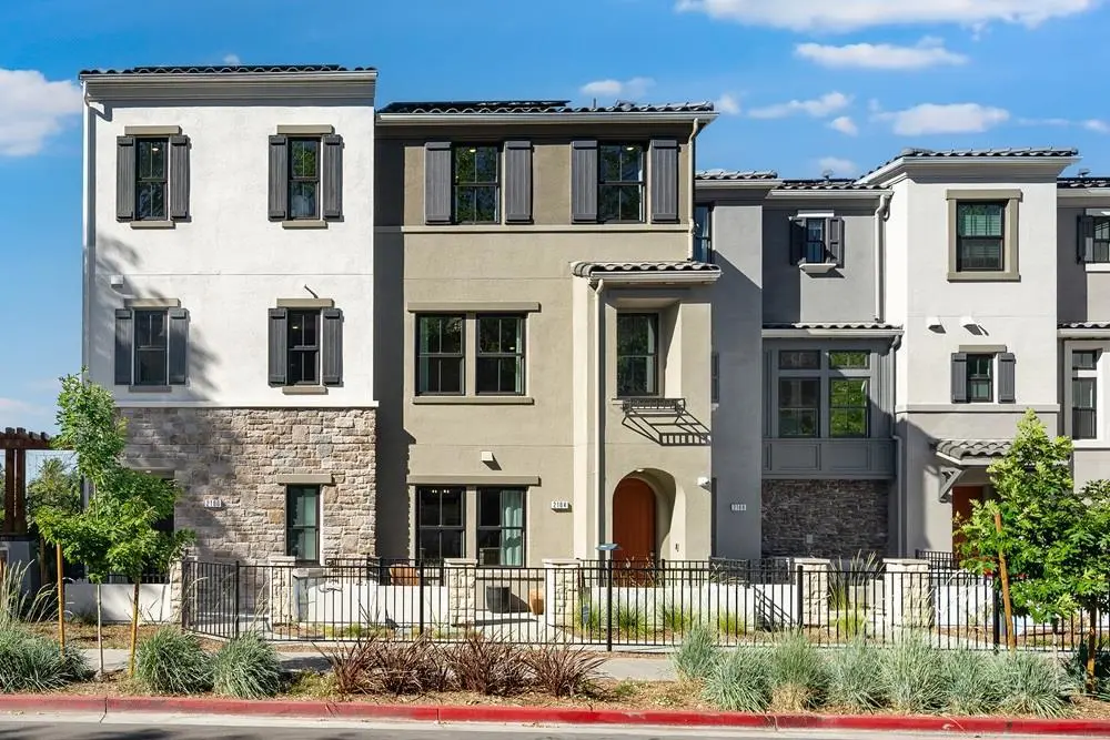 2120 Latham Street, Mountain View, CA — listing photo 1