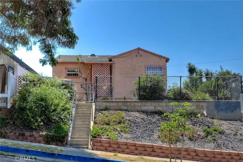 Single Family Residence for sale at 3905 Marine View, San Diego, CA featuring 2 beds and 2 baths