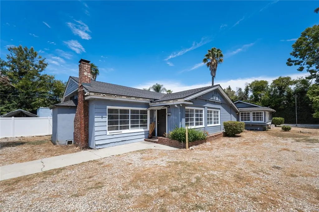 14151 Chandler, Sherman Oaks, CA — listing photo 1