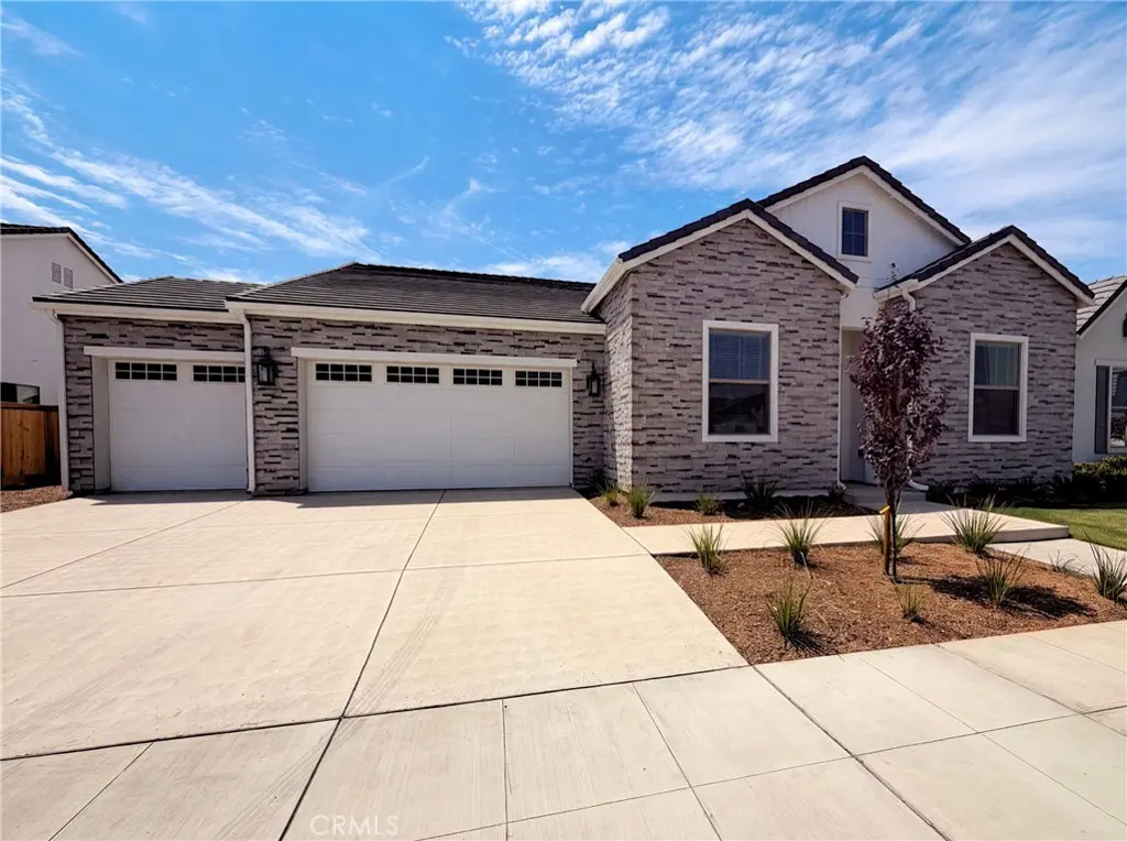Single Family Residence for sale at 2262 N Marion, Clovis, CA featuring 4 beds and 3 baths