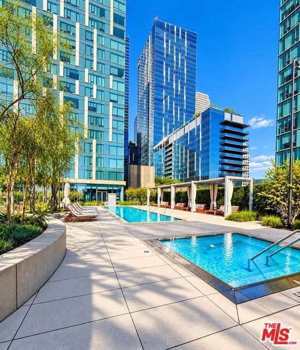 Condominium for sale at 889 Francisco Street 907, Los Angeles, CA and 1 bath