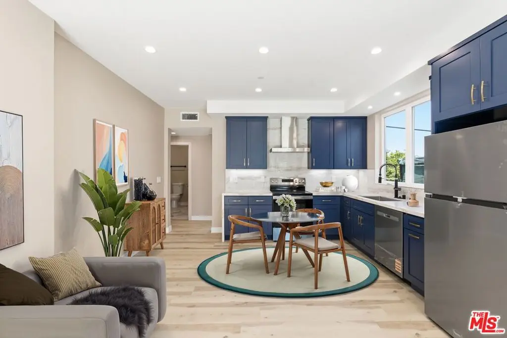 Residential Lease for rent at 227 N Burlington Avenue 3, Los Angeles, Los Angeles County, CA featuring 3 beds and 3 baths