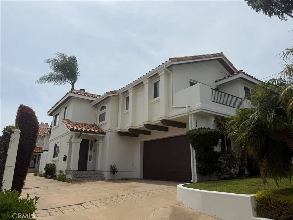 1930 Gates Avenue A, Redondo Beach, CA — listing photo 1