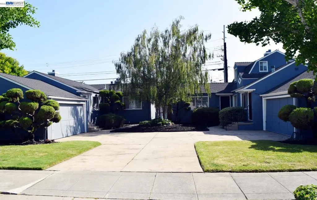 Residential Income for sale at 3125 ,3129,3131 Fernside Blvd, Alameda, CA
