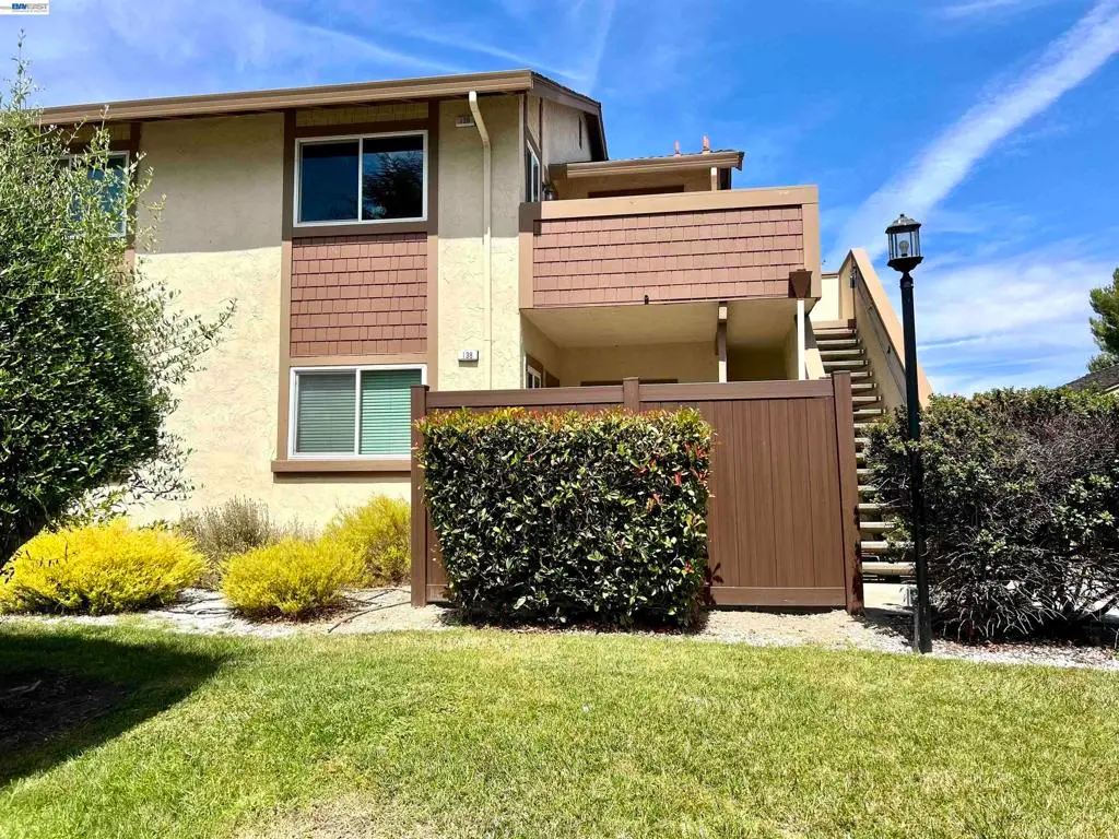 Condominium for sale at 136 Hackamore Ln, Fremont, CA featuring 2 beds and 2 baths