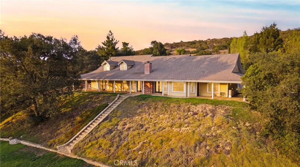 Single Family Residence for sale at 19700 Camino De Paz, Murrieta, CA featuring 5 beds and 4 baths