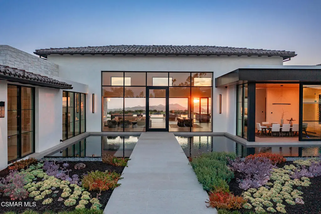 2551 White Stallion Road, Thousand Oaks, CA — listing photo 1