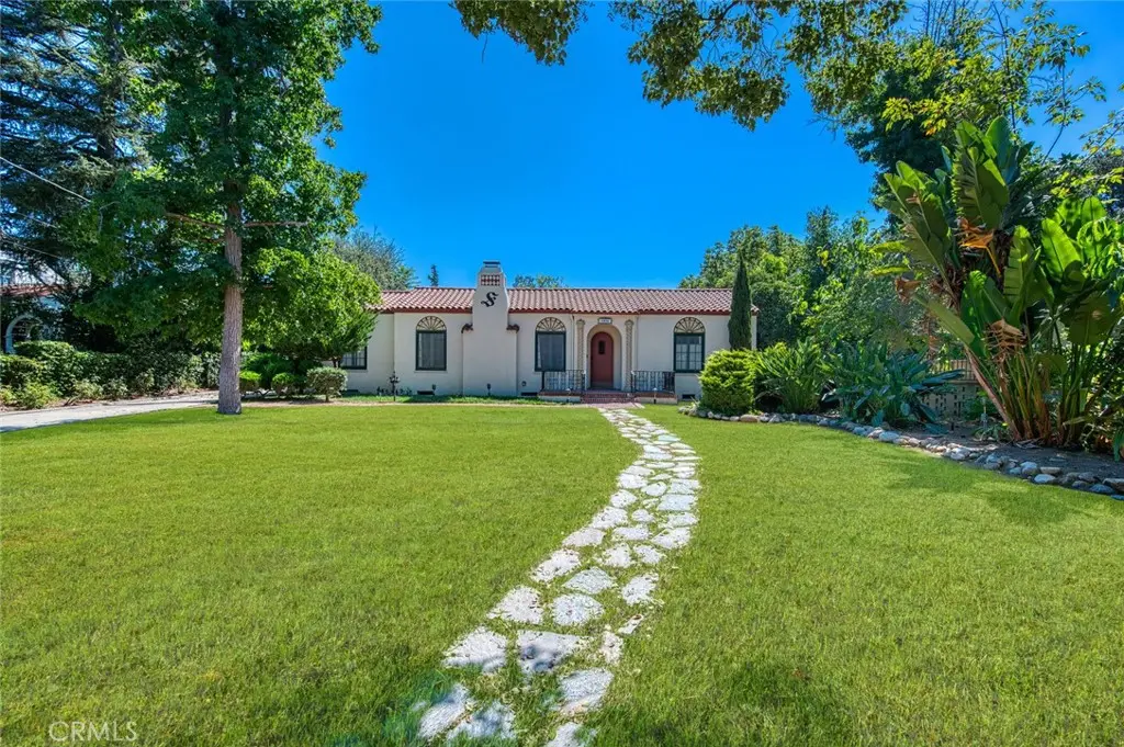 1096 Armada Drive, Pasadena, CA — listing photo 1