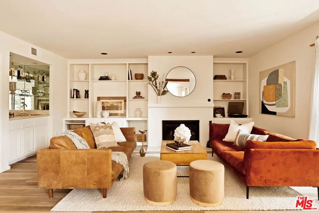 Condominium for sale at 1942 Grace Avenue 118, Los Angeles, CA featuring 2 beds and 2 baths