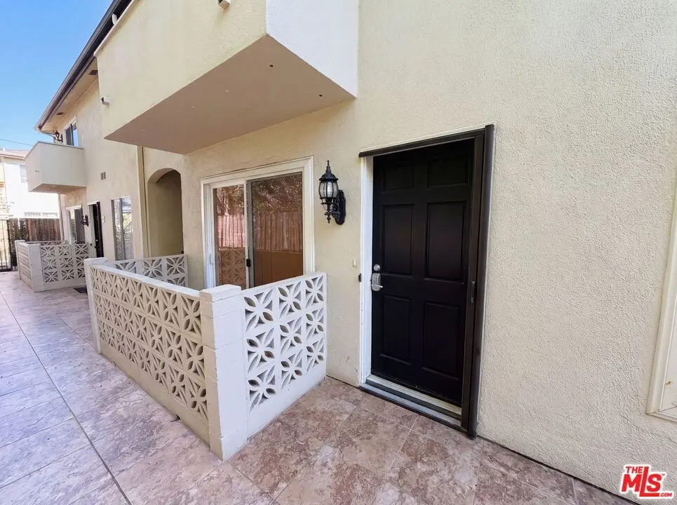 1024 5th Street 3, Santa Monica, CA — listing photo 1