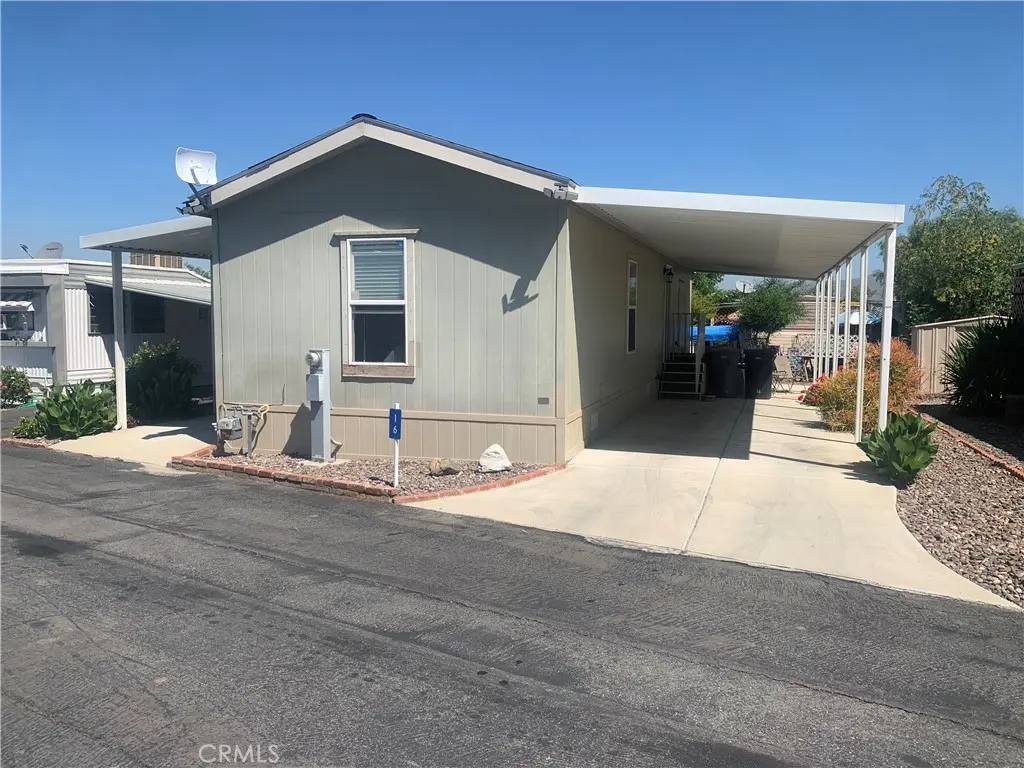 Manufactured In Park for sale at 1600 S San Jacinto Ave 16, San Jacinto, CA featuring 2 beds and 1 bath