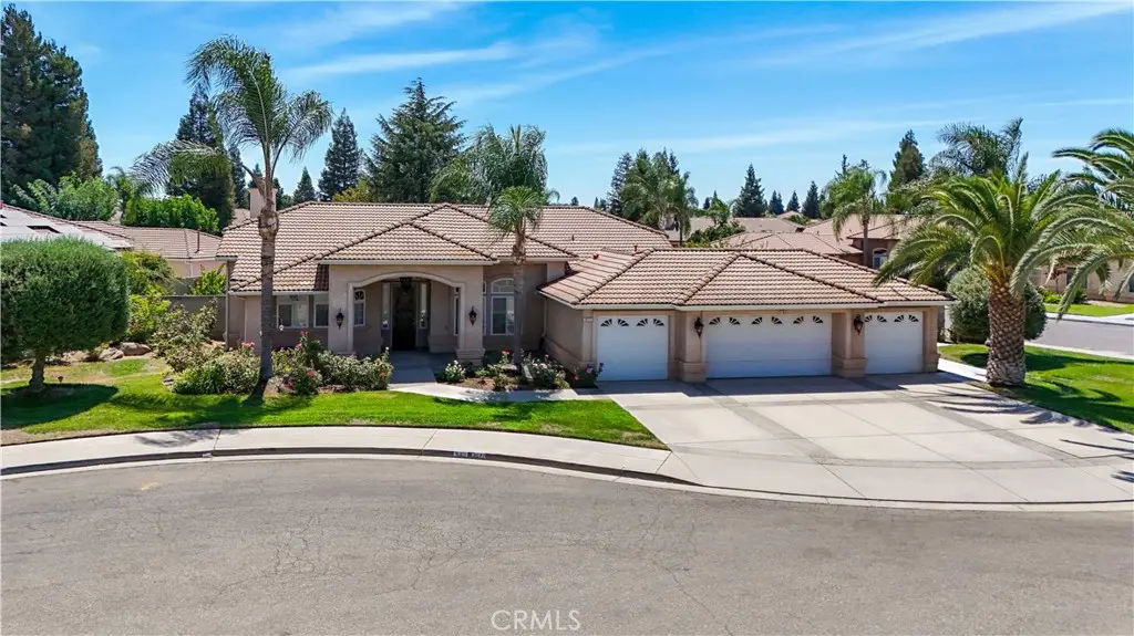 Single Family Residence for sale at 3077 Express Court, Madera, CA featuring 3 beds and 2 baths