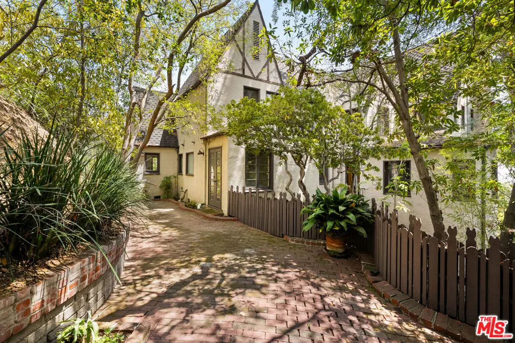 Residential Lease for rent at 6311 Heather Drive, Los Angeles, Los Angeles County, CA featuring 4 beds and 3 baths