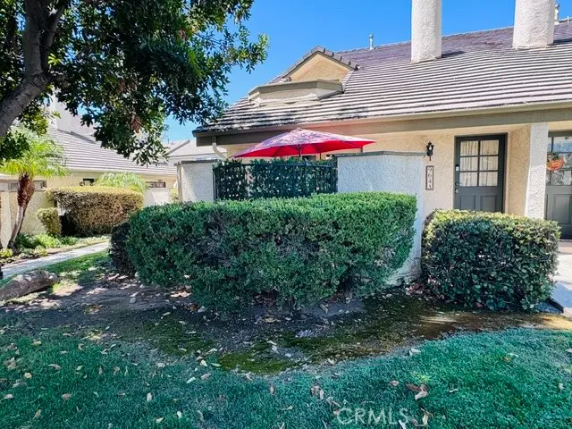 964 W Arrow A, Upland, CA — listing photo 1